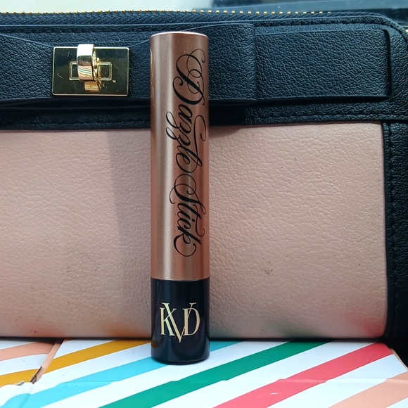 3/$30 NIB KVD Beauty Dazzle Stick Longwear Eyeshadow - Hail Surge - Picture 3 of 7